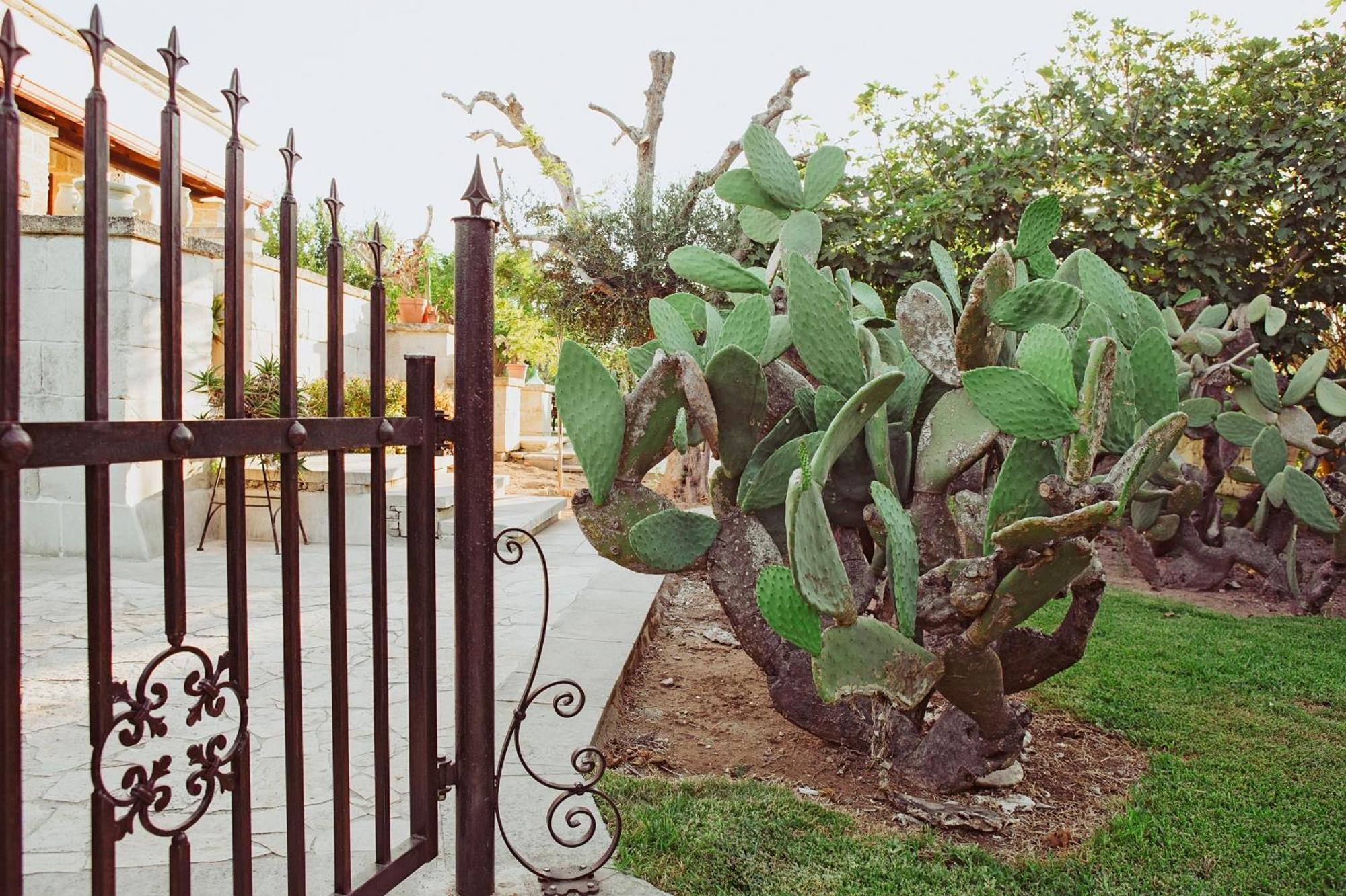 Masseria L'Uliveto Agri Resort Otranto Exterior photo