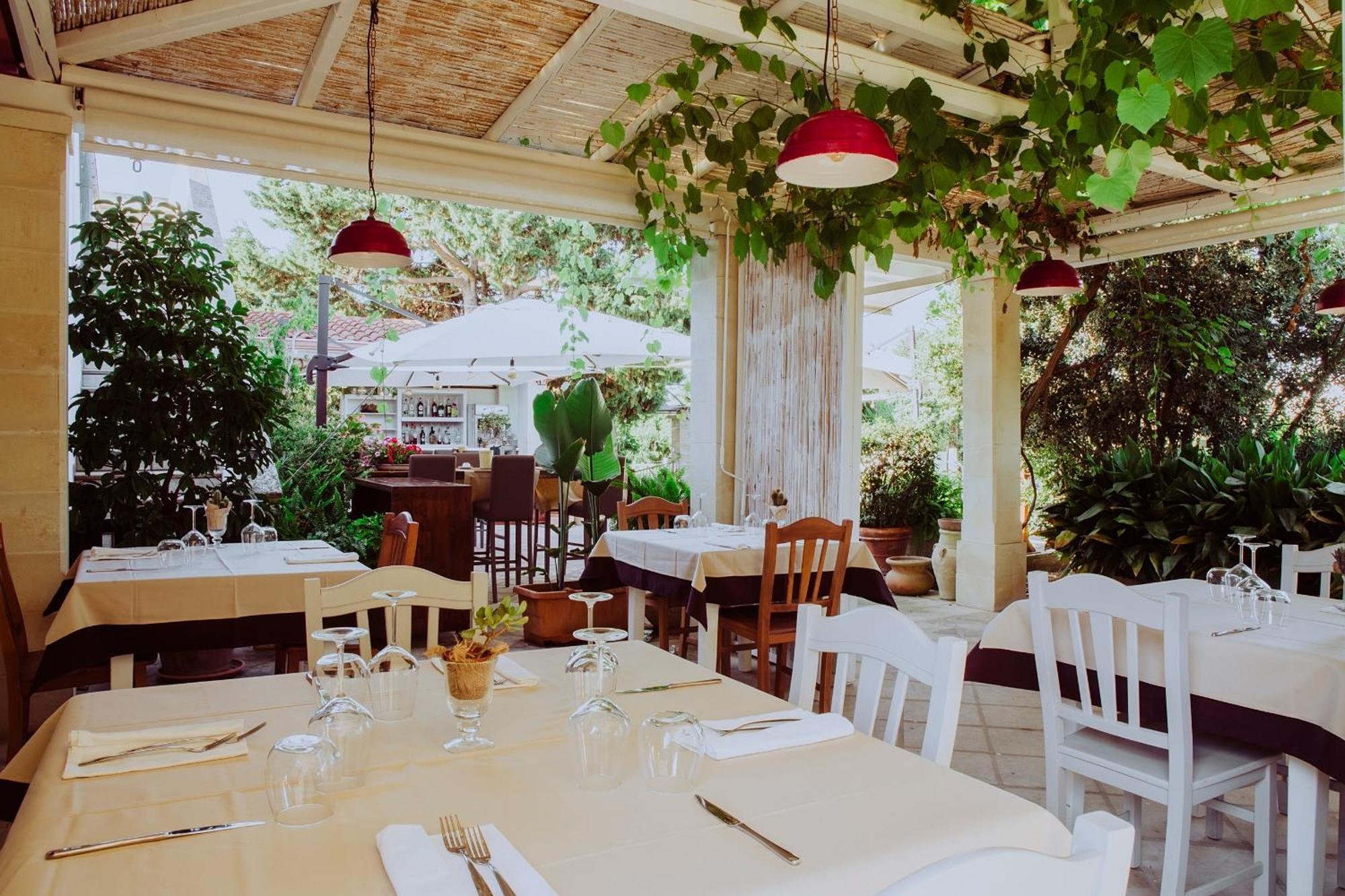 Masseria L'Uliveto Agri Resort Otranto Exterior photo