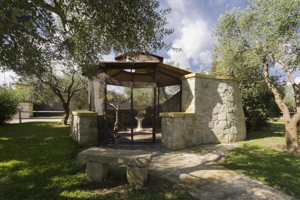Masseria L'Uliveto Agri Resort Otranto Exterior photo